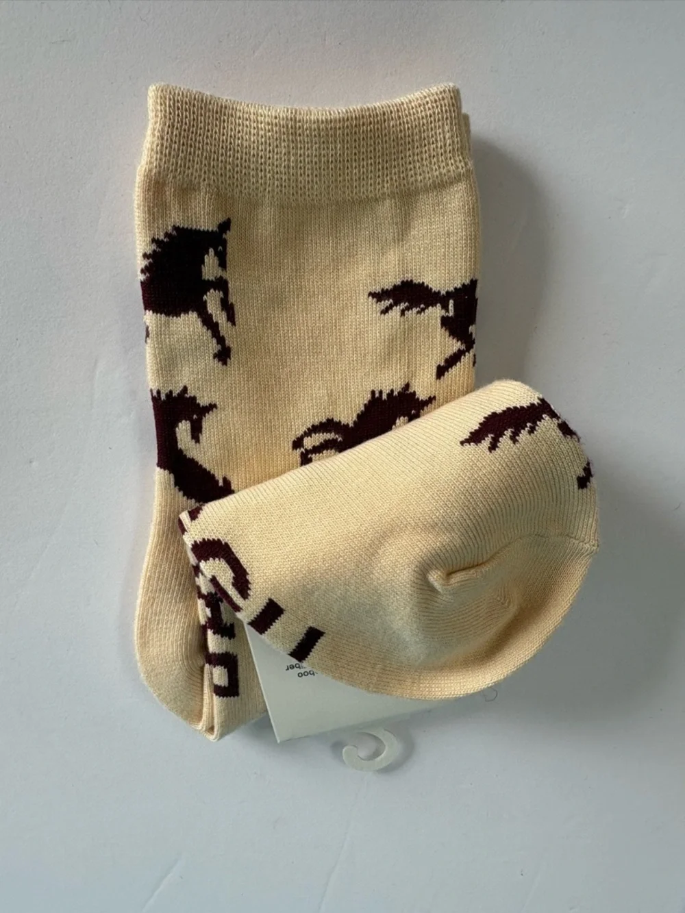 NWT BAGGU Crew Socks